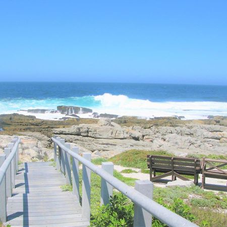 Beachfront House - Hermanus Whale View Villa Exteriör bild