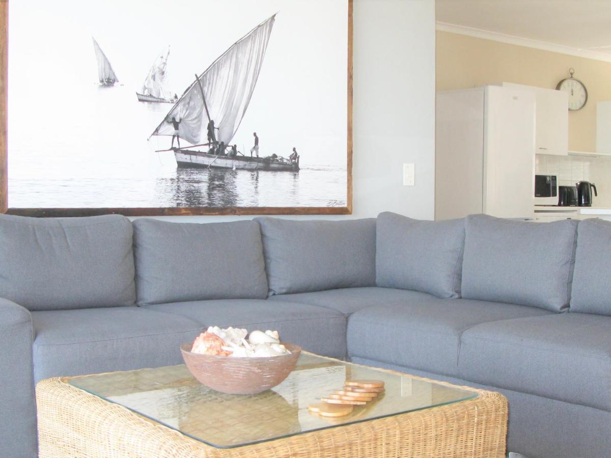 Beachfront House - Hermanus Whale View Villa Exteriör bild