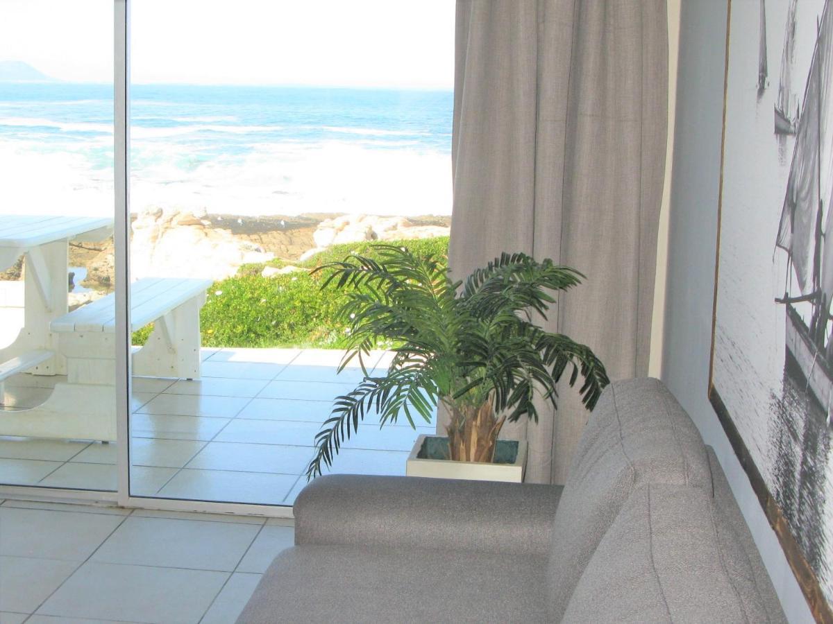Beachfront House - Hermanus Whale View Villa Exteriör bild